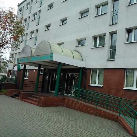 瑞福莱克斯酒店 Stary Toruń 外观 照片